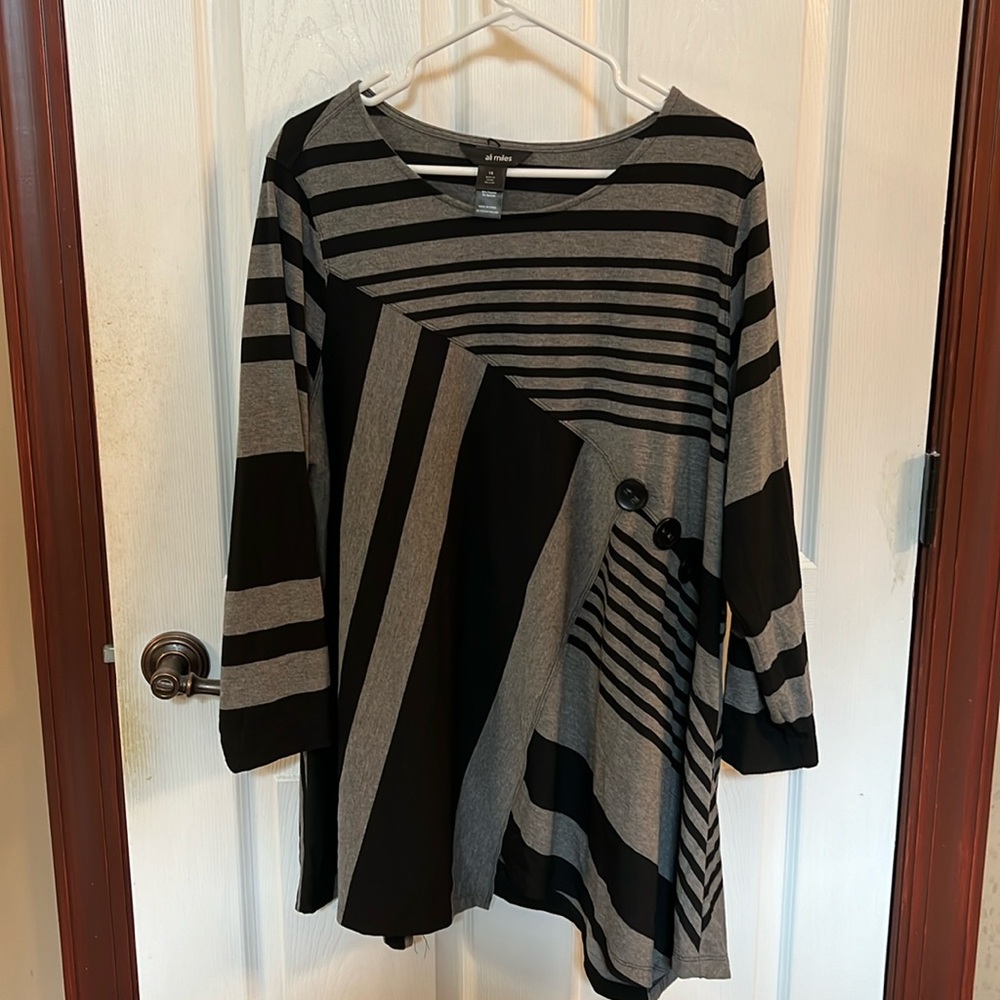 Ali Miles long sleeve top
